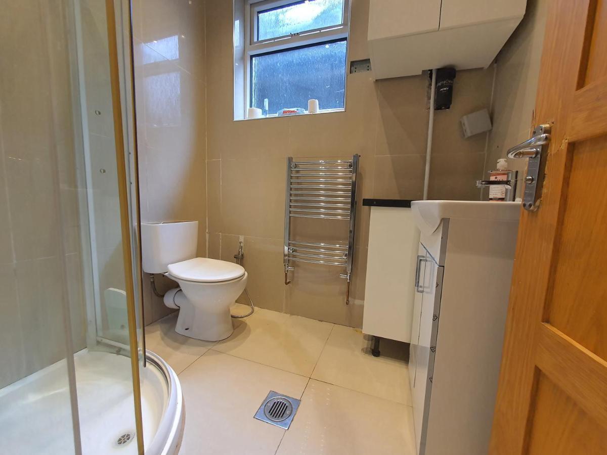 Private Room- Direct Travel Central/ Heathrow London Luaran gambar
