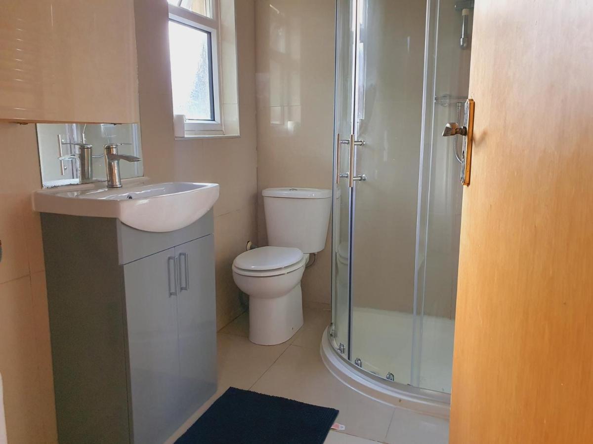Private Room- Direct Travel Central/ Heathrow London Luaran gambar