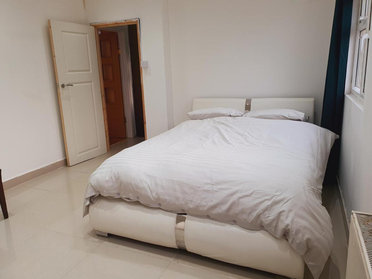 Private Room- Direct Travel Central/ Heathrow London Luaran gambar
