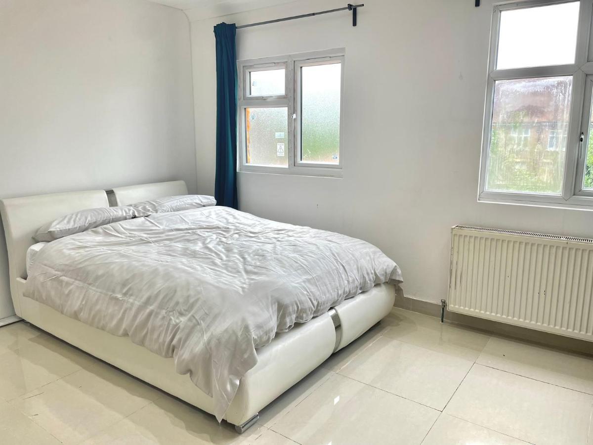 Private Room- Direct Travel Central/ Heathrow London Luaran gambar